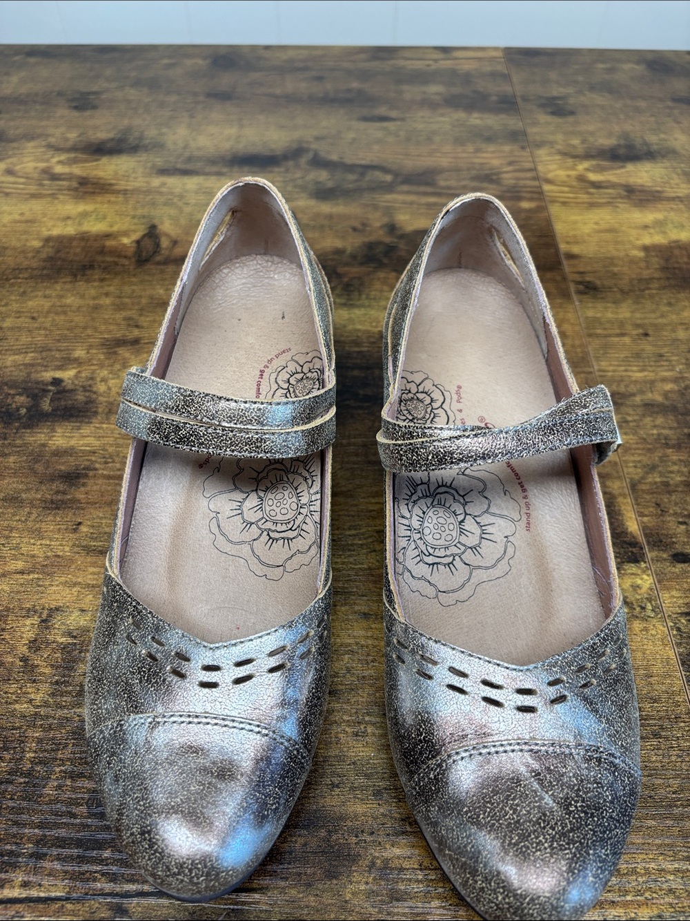 Taos Women's Antique Gold Metallic Mary Jane’s
